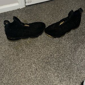 Nike Lebron 15s Shoes